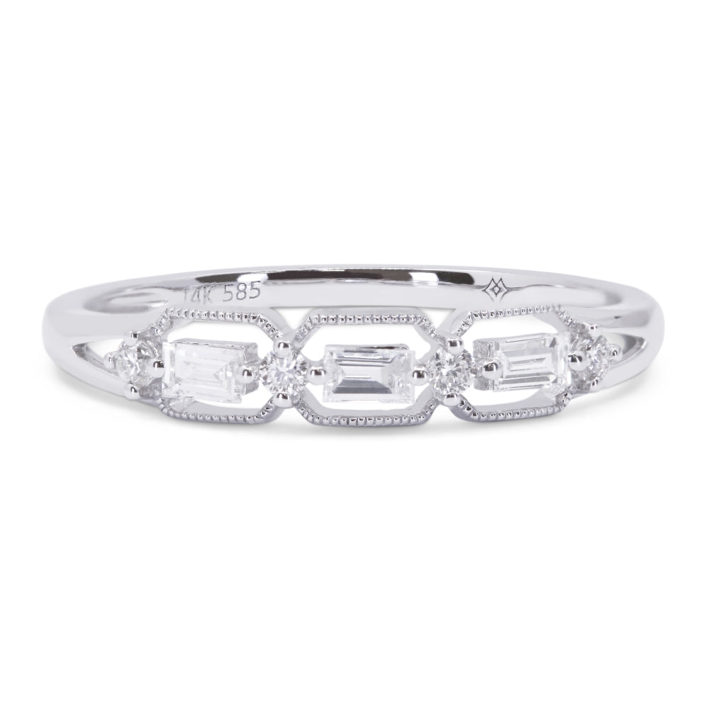 14 Karat White Gold Diamond Ring